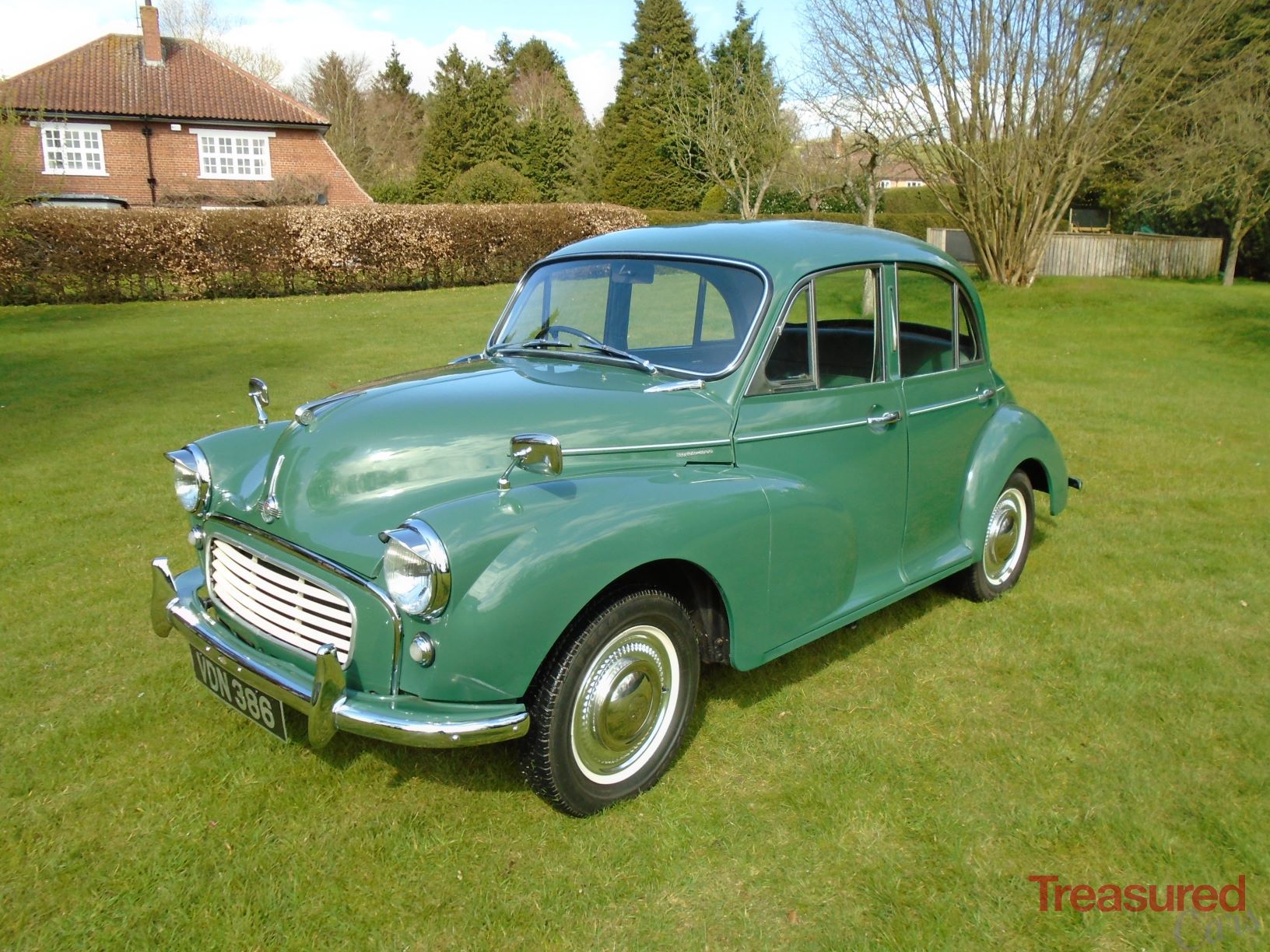 1960-morris-minor-1000-classic-cars-for-sale-treasured-cars