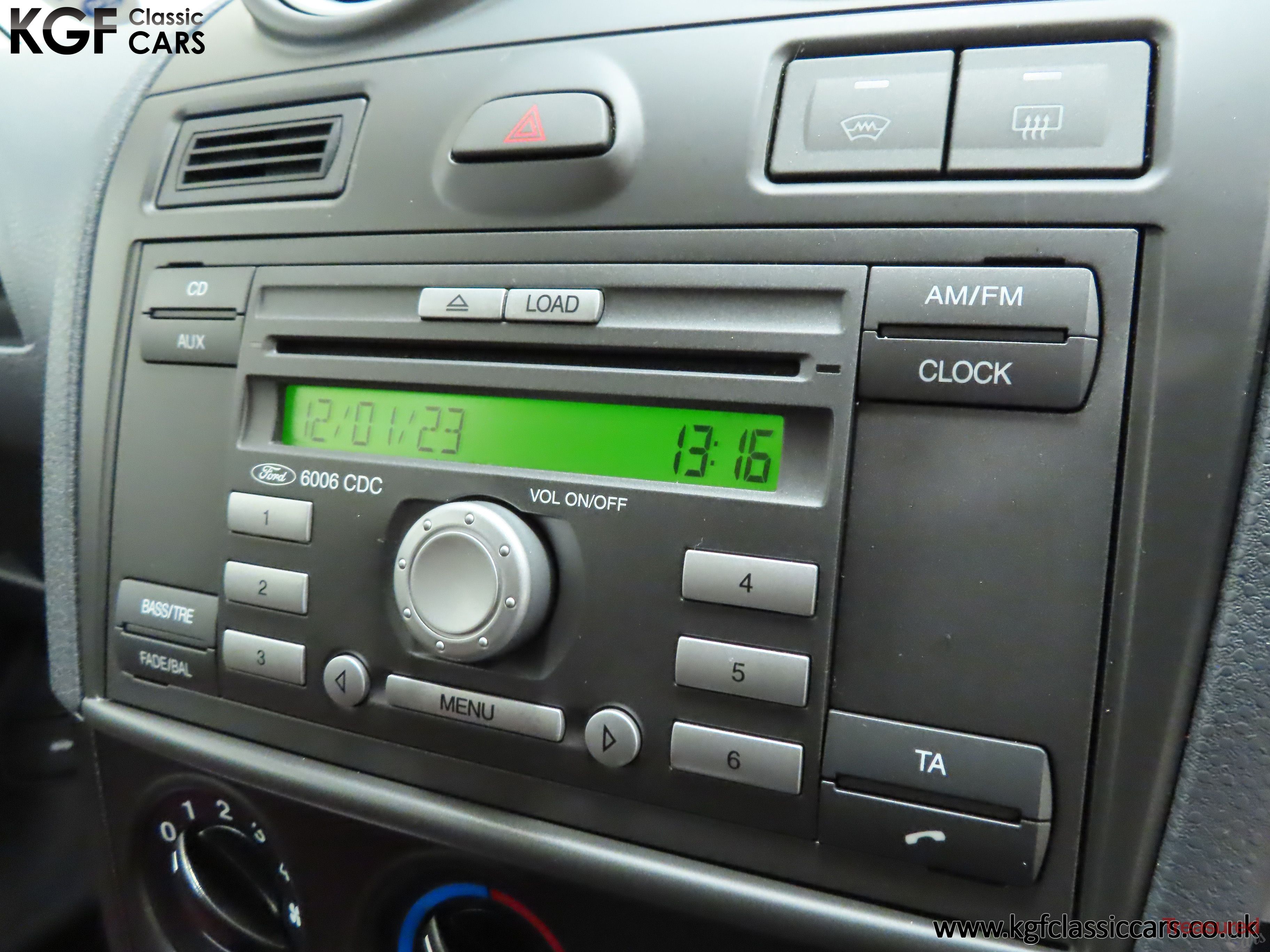 Radio CD / Multimediapanel - Ford Fiesta -2010